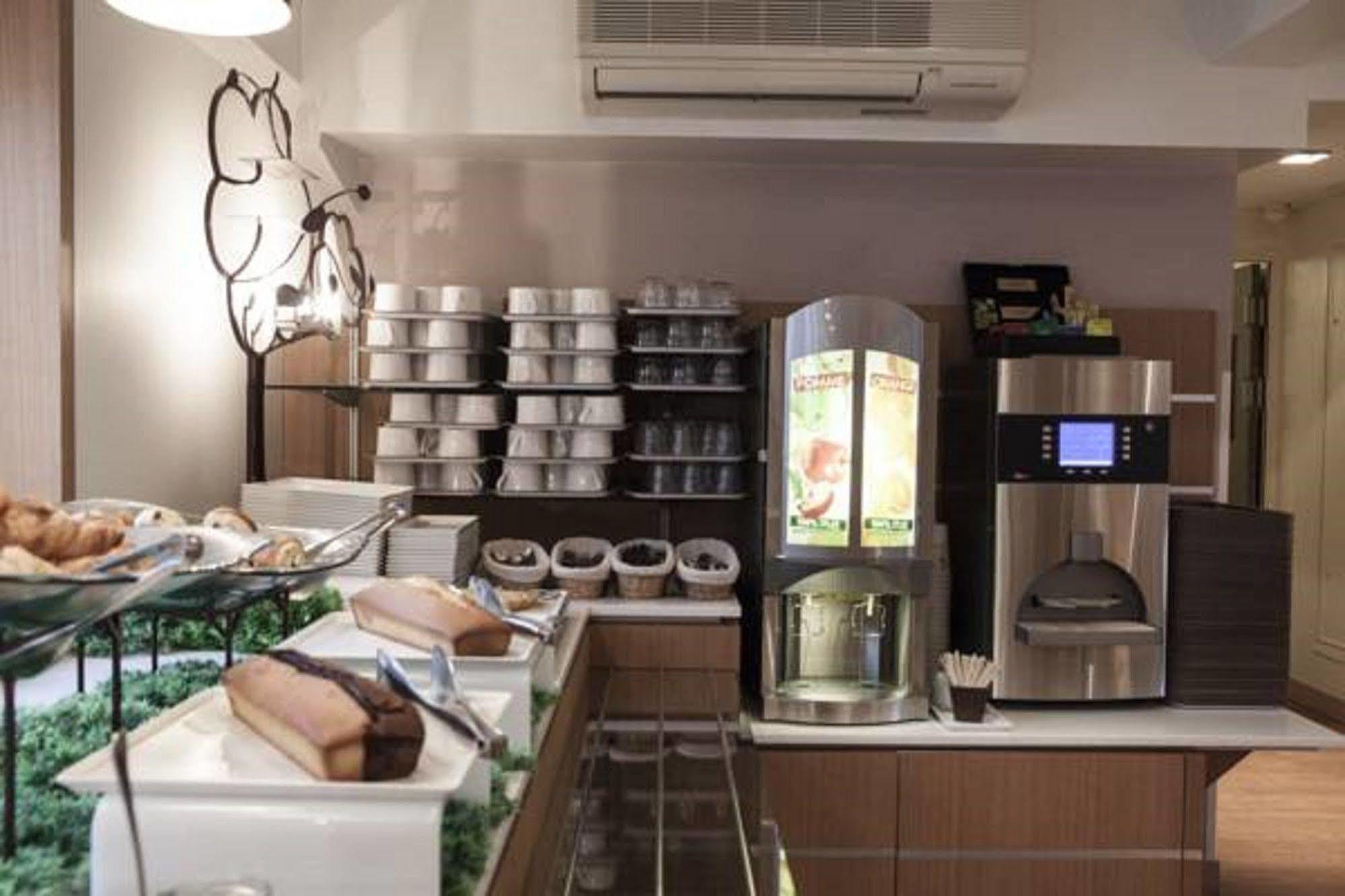 Ibis Lille Centre Grand Place Εξωτερικό φωτογραφία